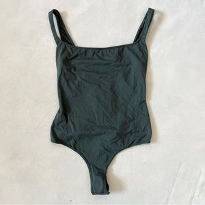 Skims Squareneck Bodysuit